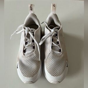 Nike Air Max 270 Girls Shoe